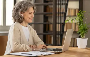 Authors using Accomplishr to earn from writing and paid sessions